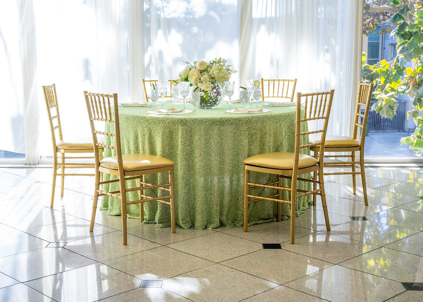 120" Round Sequin on Velvet Tableclothes