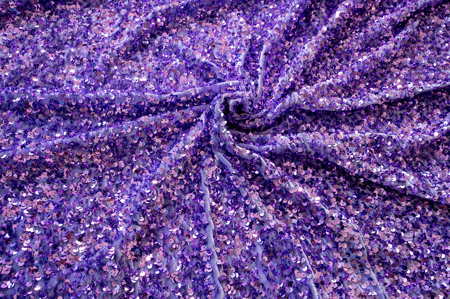 120" Round Sequin on Velvet Tableclothes